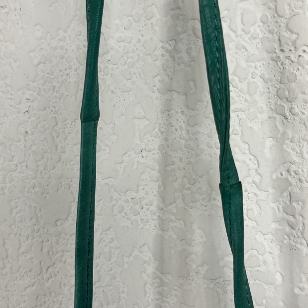Free People X Cut and paste Los Angeles Embroidered Fringe Crossbody Leather - Picture 5 of 11